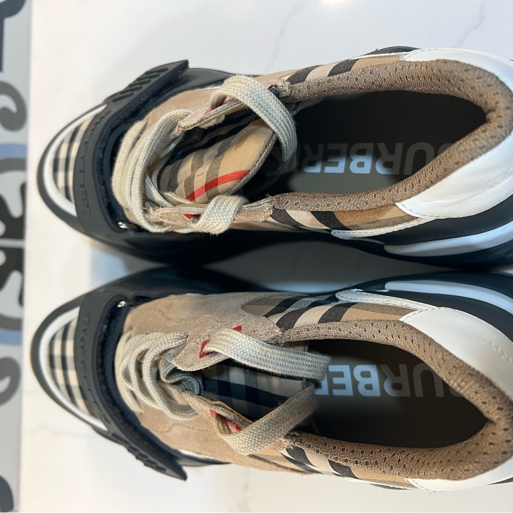 Burberry Beige Check Ramsay Sneakers, Size 42 (US 9) - Picture 4 of 6